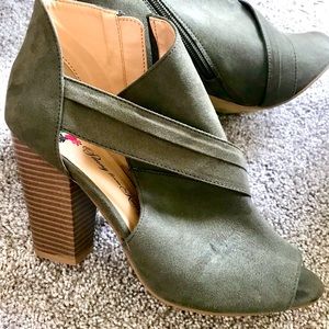 Brand new open toe heels